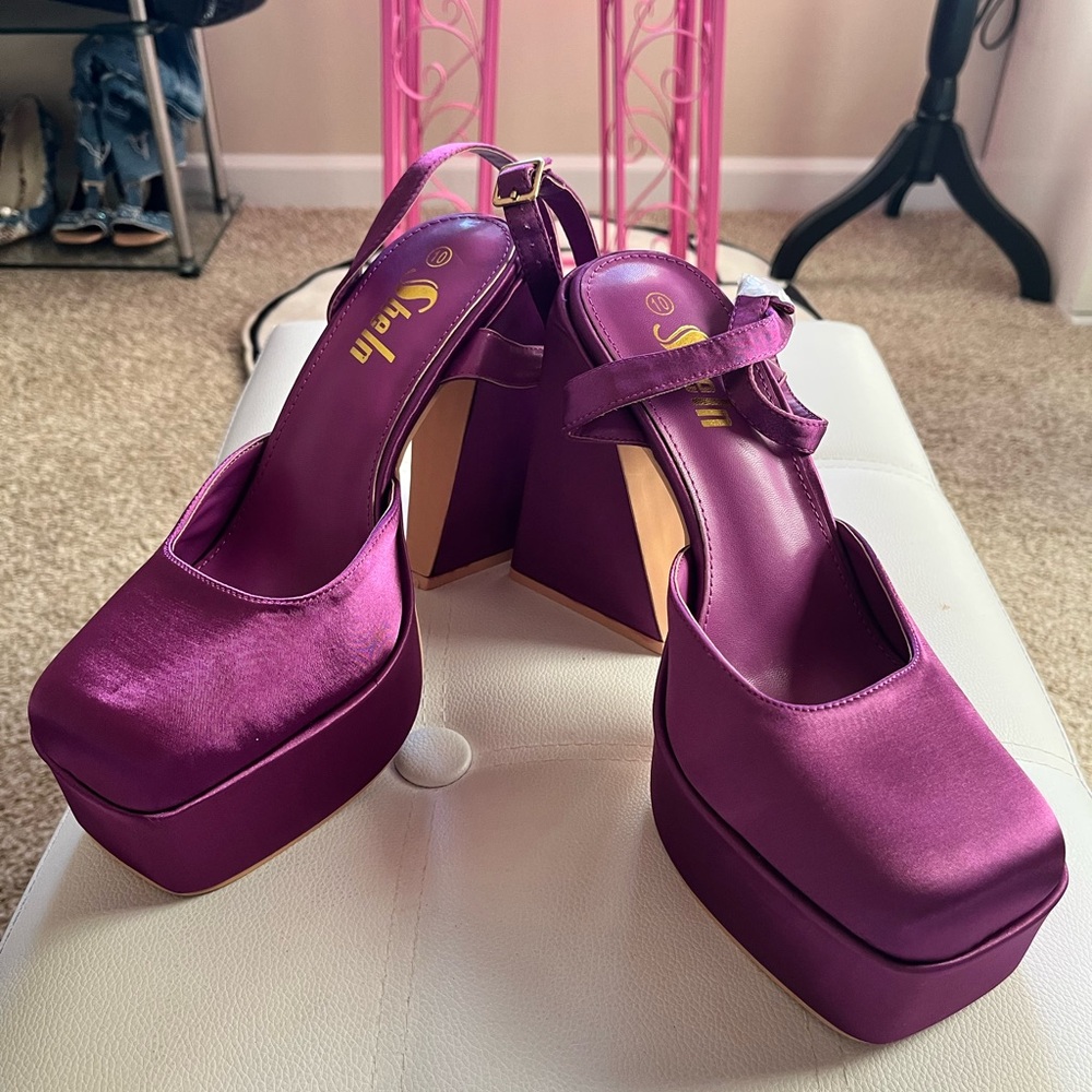 Elegant Purple Platform Heels